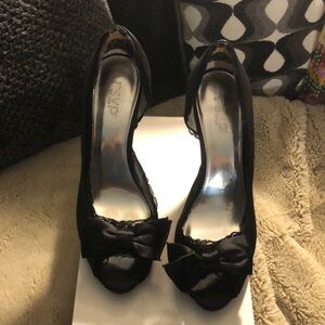 LAST CHANCE 💄 RSVP Black Heels, size 9.5